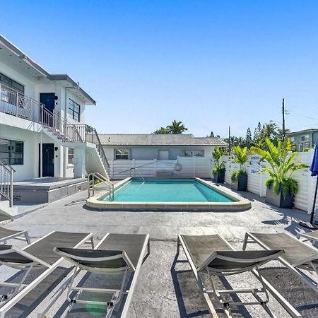 Waves On Desoto Rental Unit With Pool Hollywood Dış mekan fotoğraf