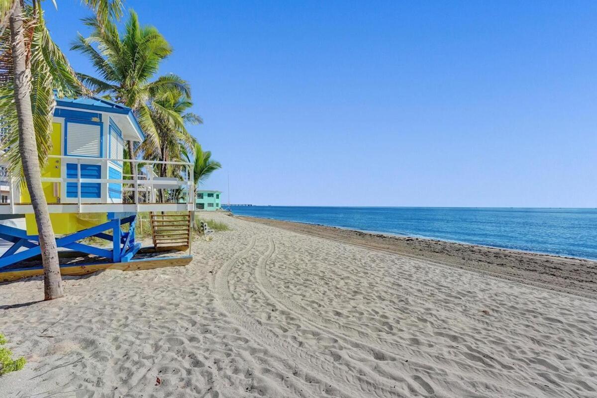 Waves On Desoto Rental Unit With Pool Hollywood Dış mekan fotoğraf